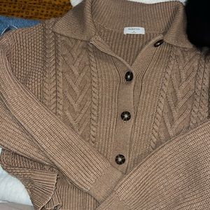 Aritzia sweater